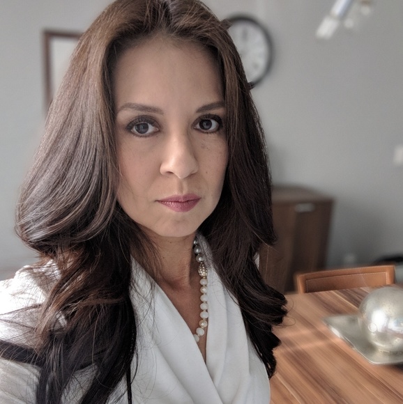 Meet your Posher, Vanessa - Picture 5 of 5